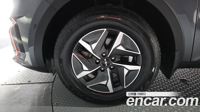 Kia Sorento (IV) HEV 1.6 2WD Signature 2023 — фото 5