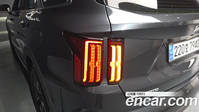 Kia Sorento (IV) HEV 1.6 2WD Signature 2023 — фото 23