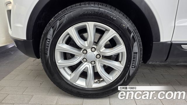 Land Rover Range Rover Evoque 2.0 TD4 SE 2019 — фото 5