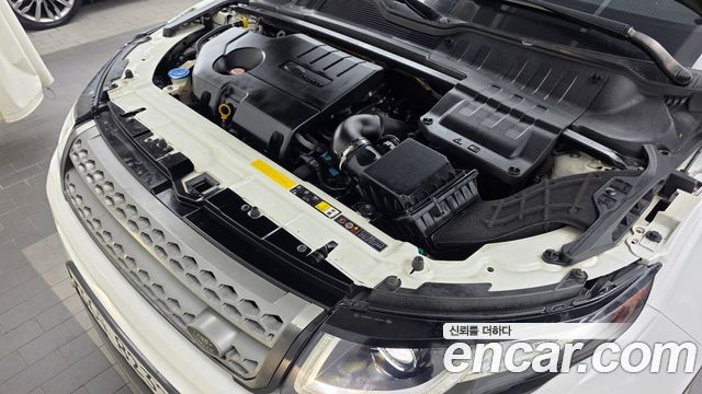 Land Rover Range Rover Evoque 2.0 TD4 SE 2019 — фото 6