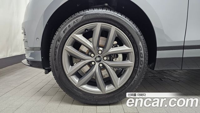 Land Rover Range Rover Velar 2.0 P250 Dynamic SE 2026 — фото 5