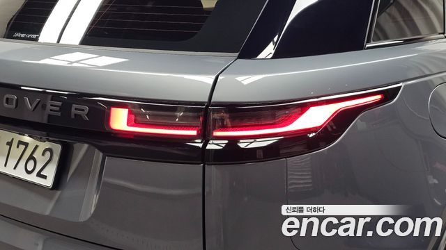 Land Rover Range Rover Velar 2.0 P250 Dynamic SE 2026 — фото 23