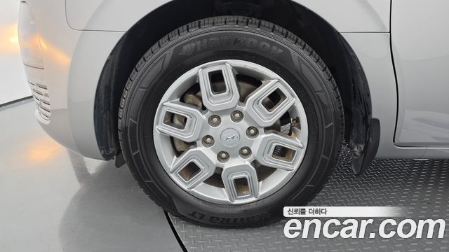 Hyundai Staria Cargo 3-Seater Modern 2022 — фото 5