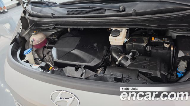 Hyundai Staria Cargo 3-Seater Modern 2022 — фото 6