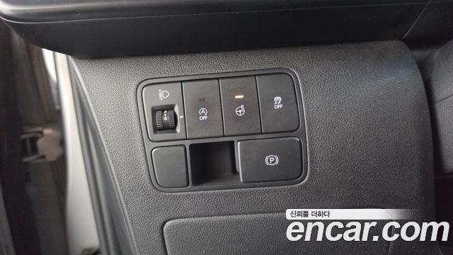 Hyundai Staria Cargo 3-Seater Modern 2022 — фото 18