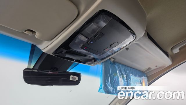 Hyundai Staria Cargo 3-Seater Modern 2022 — фото 19