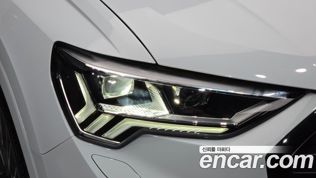 Audi Q3 (F3) 40 TFSI Quattro Premium 2025 — фото 22