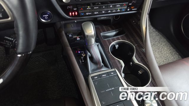 Lexus RX450h (IV) Executive 2020 — фото 9