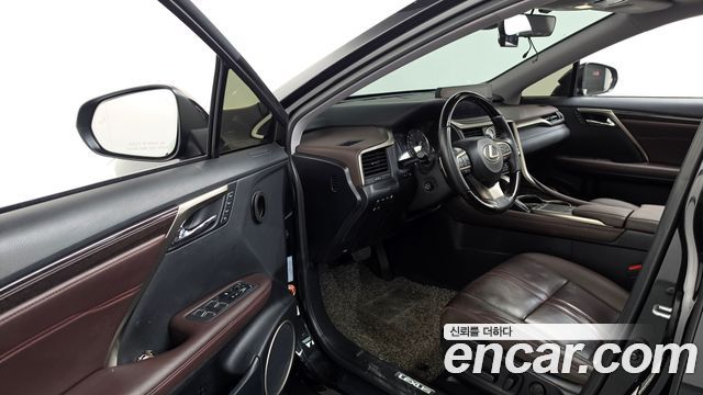 Lexus RX450h (IV) Executive 2020 — фото 10