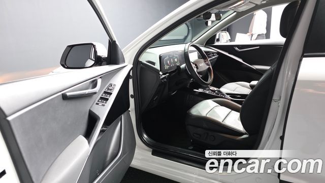 Kia Niro Prestige 2024 — фото 10