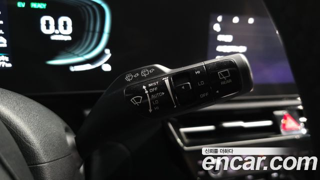 Kia Niro Prestige 2024 — фото 17