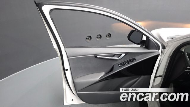 Kia Niro Prestige 2024 — фото 24