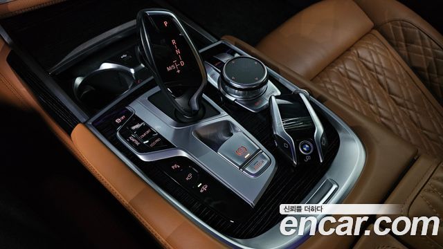BMW 7 Series (G11) 740d xDrive M Sport 2021 — фото 9