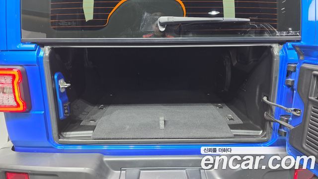 Jeep Wrangler (JL) 2.0 Overland Power Top 4Door 2021 — фото 17