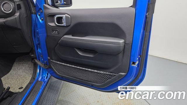 Jeep Wrangler (JL) 2.0 Overland Power Top 4Door 2021 — фото 24