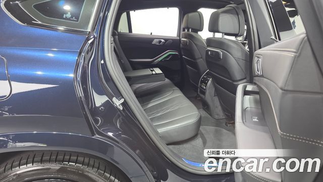 BMW X6 (G06) xDrive30d M Sport 2024 — фото 11