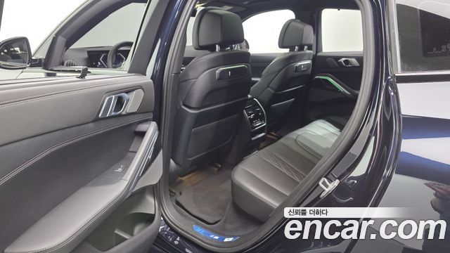 BMW X6 (G06) xDrive30d M Sport 2024 — фото 12