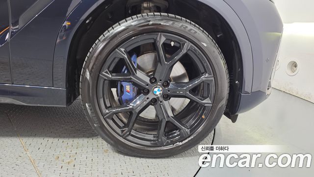 BMW X6 (G06) xDrive30d M Sport 2024 — фото 21