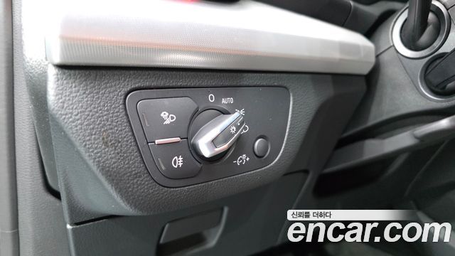 Audi Q5 (FY) 40 TDI Quattro Sportback 2022 — фото 27