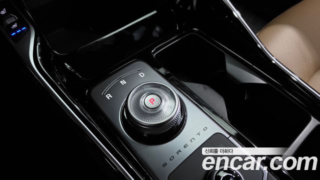 Kia Sorento (IV) Gasoline 2.5T 2WD Prestige 2024 — фото 9