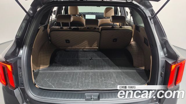 Kia Sorento (IV) Gasoline 2.5T 2WD Prestige 2024 — фото 17