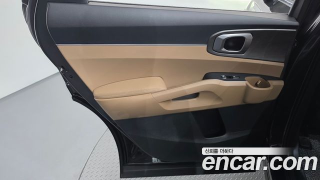 Kia Sorento (IV) Gasoline 2.5T 2WD Prestige 2024 — фото 25