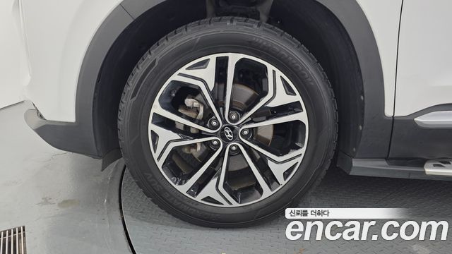 Hyundai Santa Fe (TM) Gasoline 2.0T 2WD Prestige 2020 — фото 5