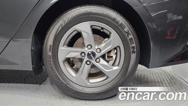 Kia K5 (III) 2.0 LPI(Renter car) Strandard 2022 — фото 21