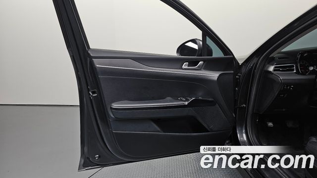 Kia K5 (III) 2.0 LPI(Renter car) Strandard 2022 — фото 24