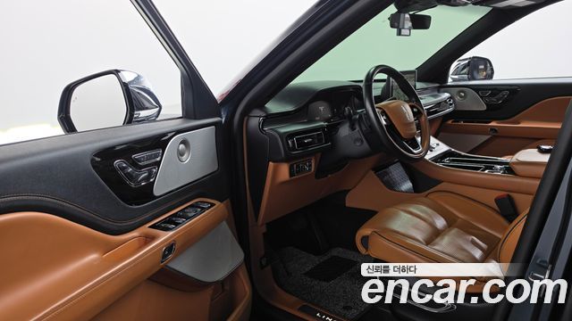 Lincoln Aviator (II) 3.0 Black Label AWD 2020 — фото 10