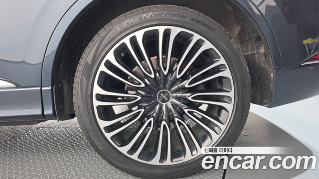Lincoln Aviator (II) 3.0 Black Label AWD 2020 — фото 21