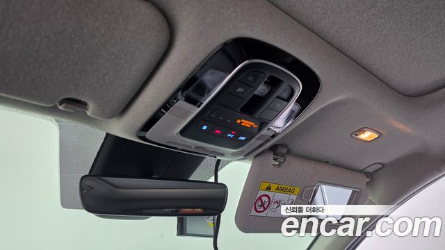 Hyundai Santa Fe Diesel 2.2 2WD Prestige 2021 — фото 18
