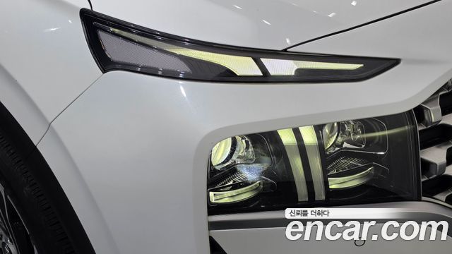 Hyundai Santa Fe Diesel 2.2 2WD Prestige 2021 — фото 22