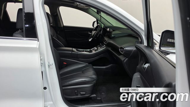Hyundai Santa Fe Diesel 2.2 2WD Prestige 2021 — фото 26