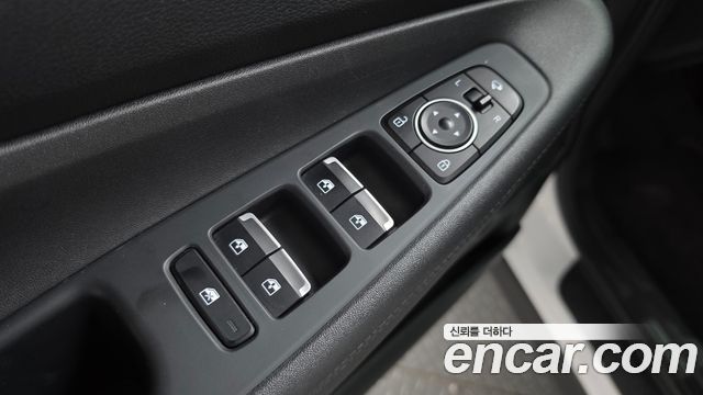 Hyundai Santa Fe Diesel 2.2 2WD Prestige 2021 — фото 27