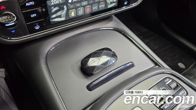 Genesis G90 (RS4) Gasoline 3.5 Turbo AWD Black 2026 — фото 15