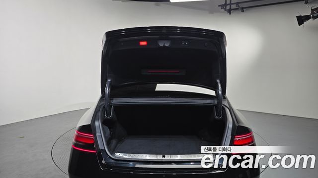Genesis G90 (RS4) Gasoline 3.5 Turbo AWD Black 2026 — фото 18