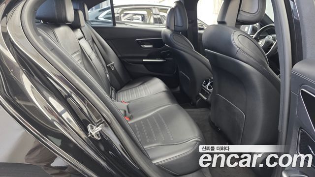 Mercedes-Benz C-Class (W206) C300 AMG Line 2022 — фото 11