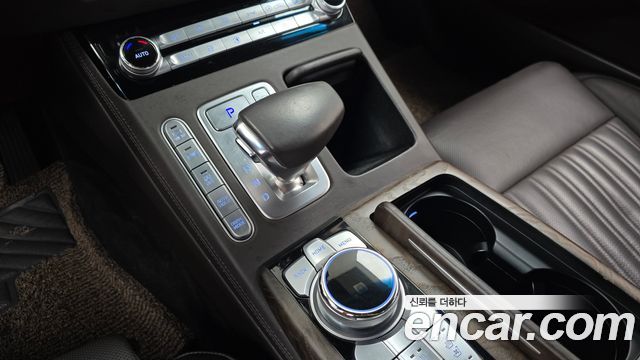 Genesis G90 3.3 T AWD Premium 2021 — фото 9