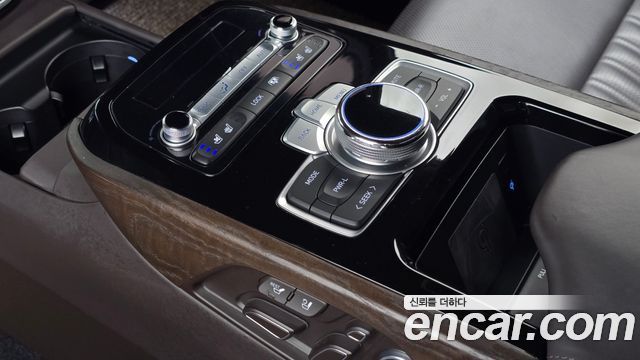 Genesis G90 3.3 T AWD Premium 2021 — фото 19