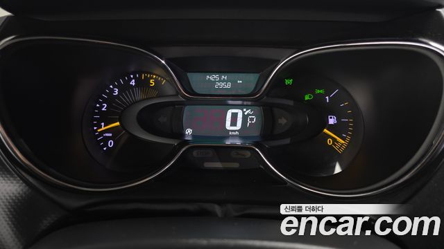 Renault Korea QM3 LE 2016 — фото 8
