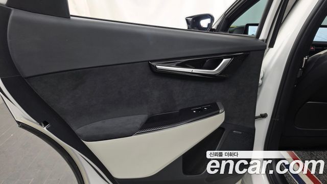 Kia EV6 Long Range GT Line 2022 — фото 25