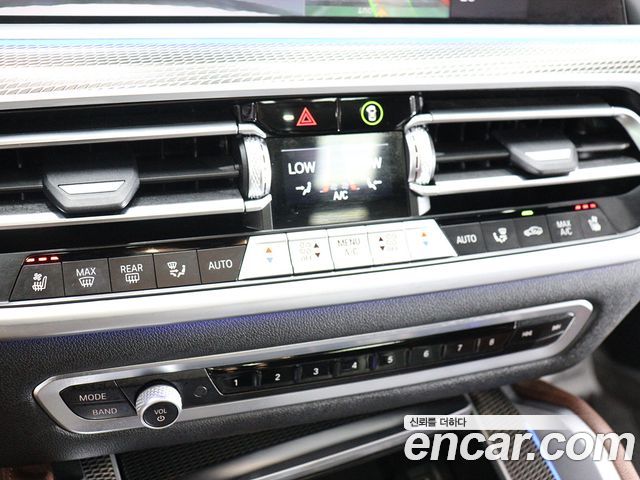 BMW X6 (G06) xDrive40i M Sport 2021 — фото 9