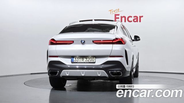 BMW X6 (G06) xDrive40i M Sport 2021 — фото 4