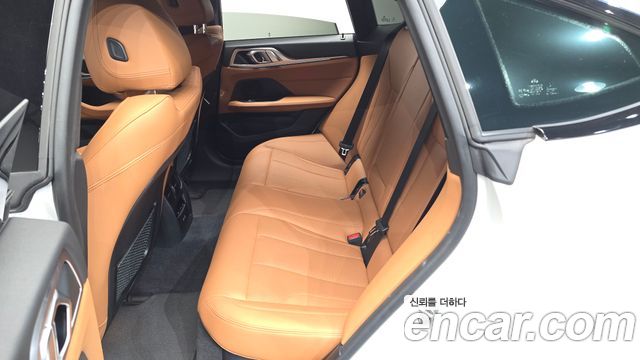BMW i4 eDrive40 M Sports 2022 — фото 15