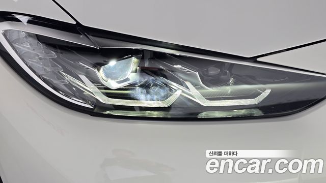 BMW i4 eDrive40 M Sports 2022 — фото 28