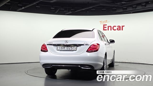 Mercedes-Benz C-Class (W205) C220 d 4MATIC 2016 — фото 4