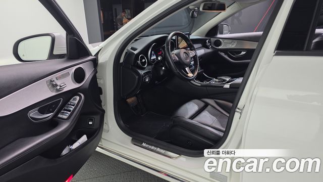 Mercedes-Benz C-Class (W205) C220 d 4MATIC 2016 — фото 10