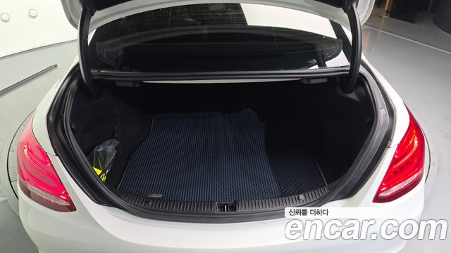 Mercedes-Benz C-Class (W205) C220 d 4MATIC 2016 — фото 20