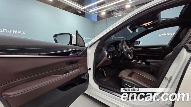 BMW 6 Series GT (G32) 640i xDrive M Sport 2023 — фото 15